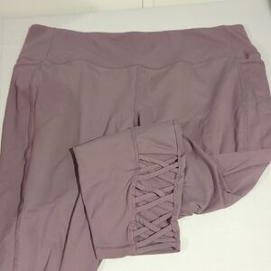 Livi Active Mauve Leggings with Lattice Detail